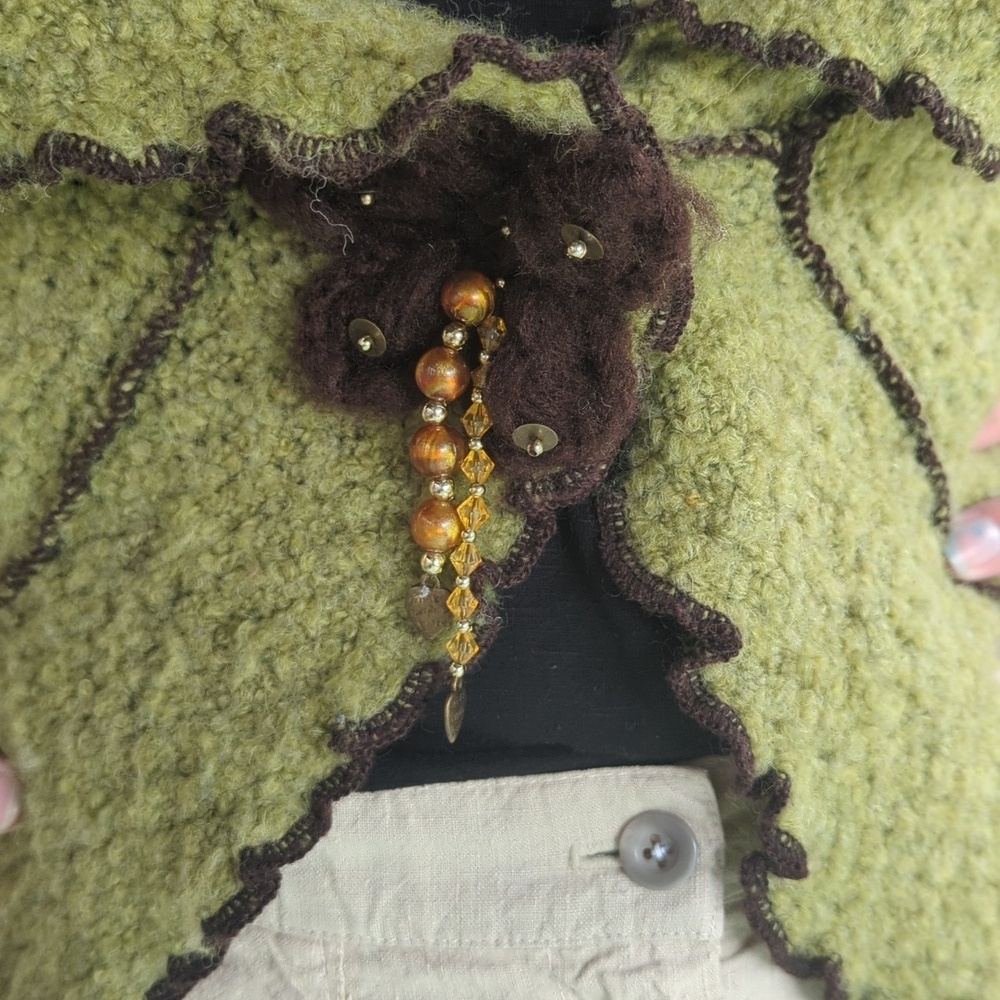 Green Sweater With Flower Accent - Picture 2 of 8